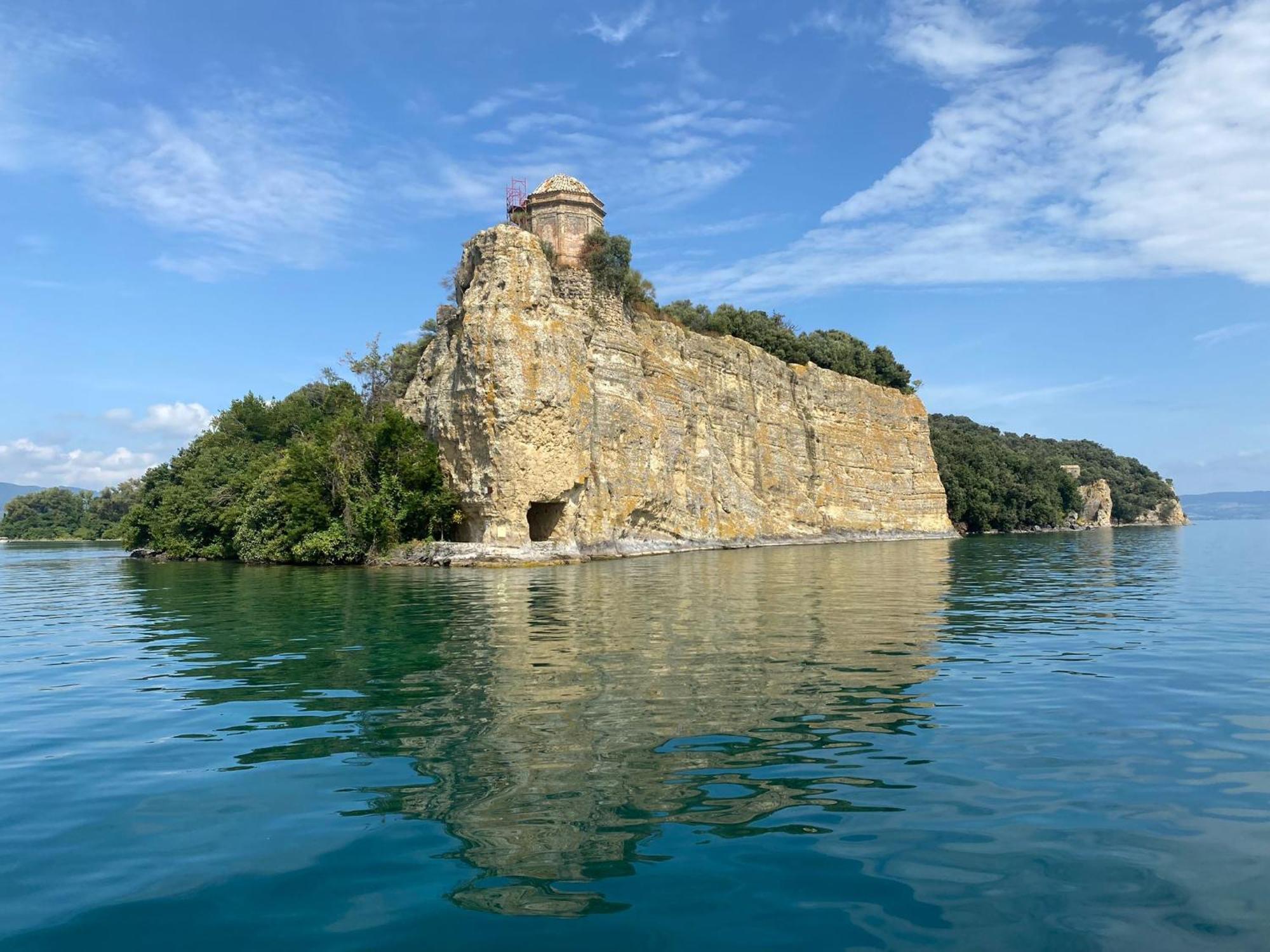 La Chascona Di Farnese Casa Di Tufo Nel Borgo Daire Dış mekan fotoğraf